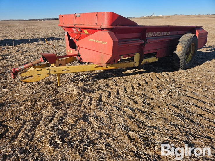 new-holland-519-image-1