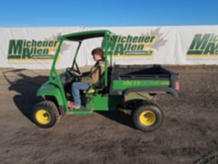 john-deere-gator-tx-image-5
