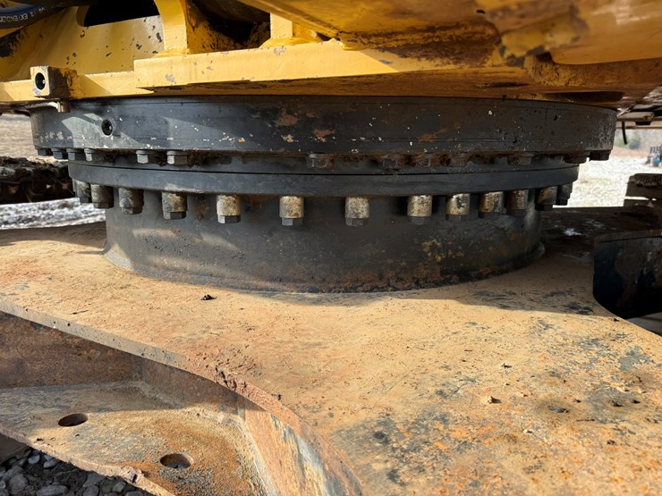 caterpillar-323fl-image-59