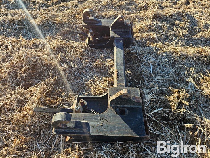 euro-mount-to-skid-steer-mounting-plate-quick-attach-adapter-plate-image-9