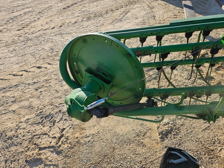 john-deere-672-image-15