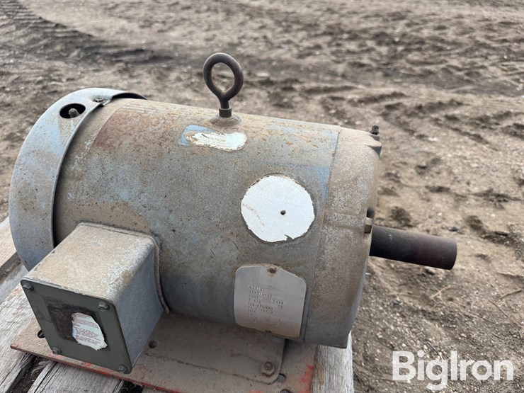 7.5-&-9-hp-electric-motors-image-13