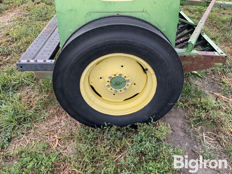 john-deere-8300-image-11