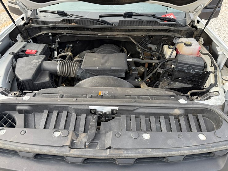 2022-chevrolet-silverado-2500-image-10