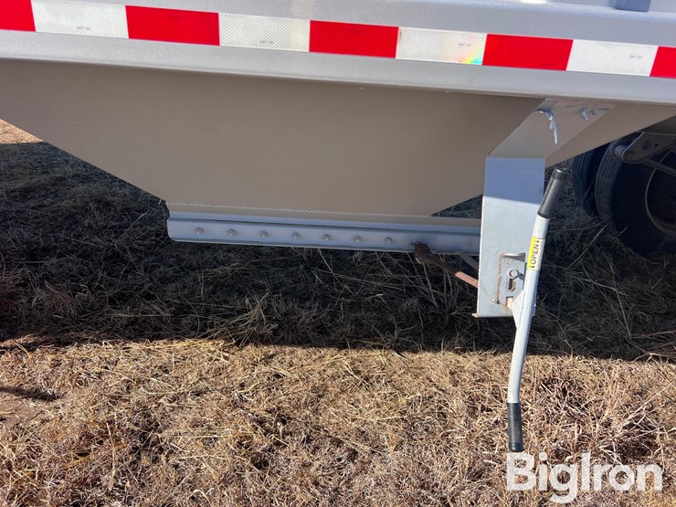 2003-jet-34-image-13