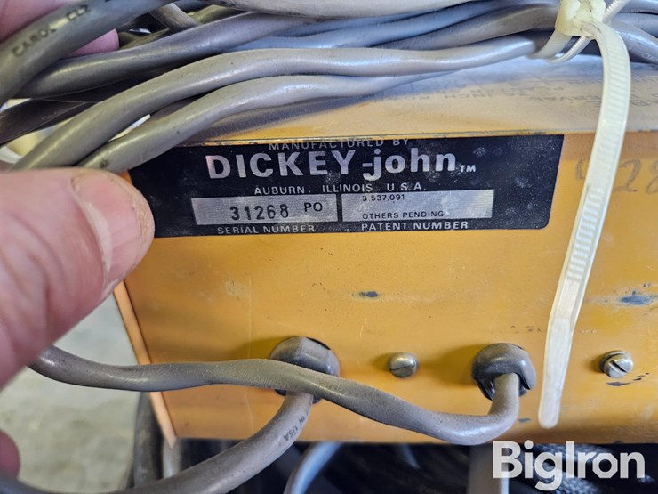 dickey-john-dj63-planter-monitor-image-7