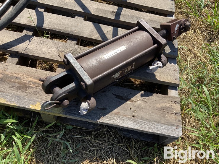 hydraulic-cylinder-image-7