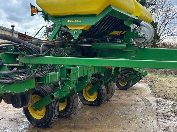 john-deere-1790-image-4