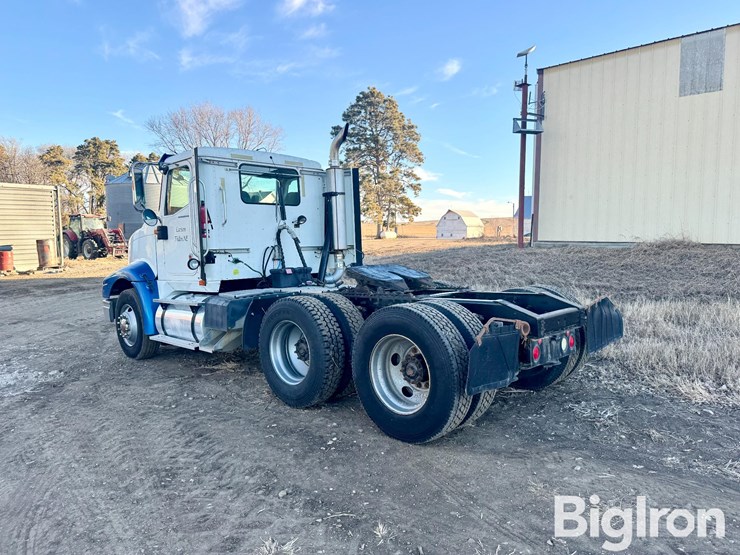 2006-international-9400i-t/a-truck-tractor-image-7