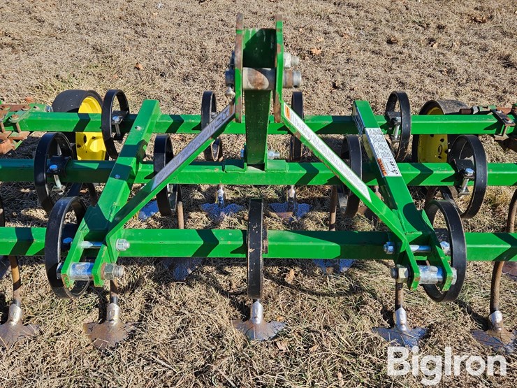 2016-frontier-pc1072-image-9