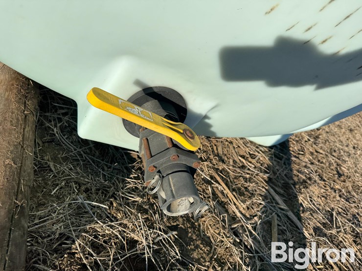 3200-gallon-water-tank-image-11