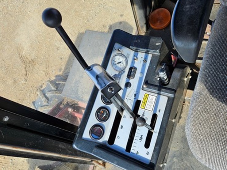 case-ih-8830-image-40