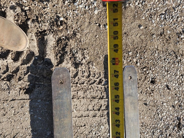 bobcat-pallet-fork-image-12