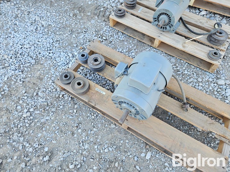 2-hp-electric-motor-image-5