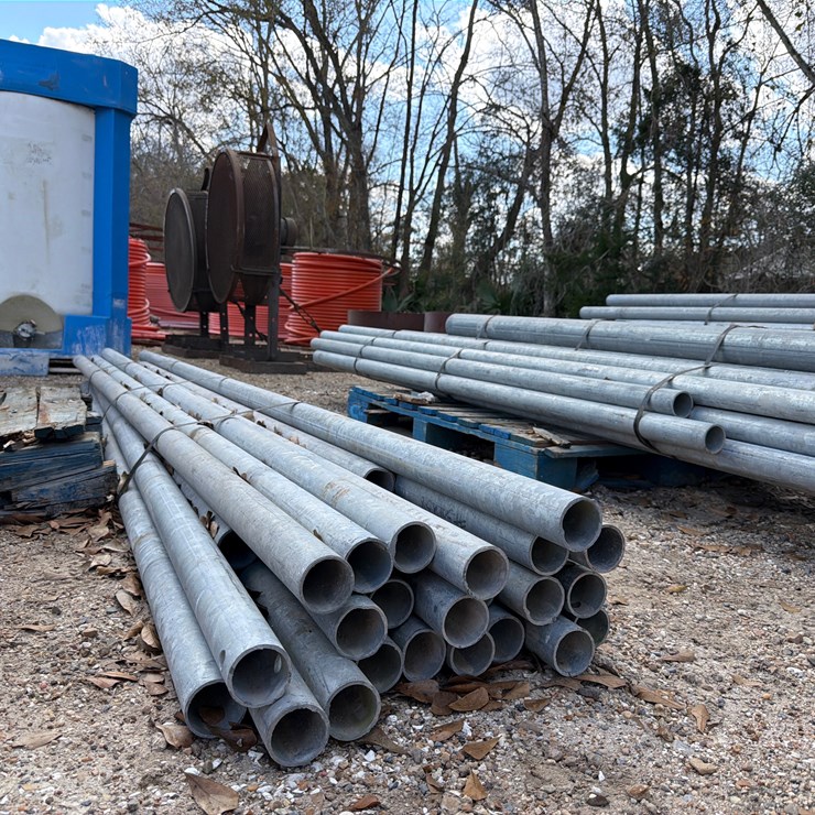 #5132 • BUNDLE OF 2IN SCH 40 PIPE