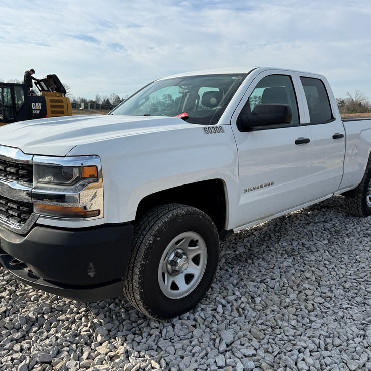 #2836 • 2022 Chevrolet Silverado 4x4 Pickup Truck