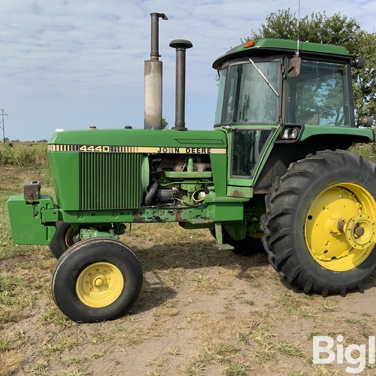 1980 JOHN DEERE 4440