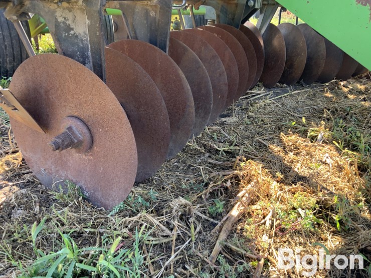 john-deere-630-image-12