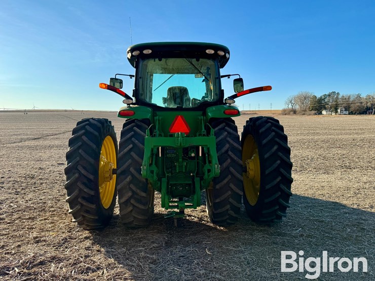 2010-john-deere-8225r-image-6