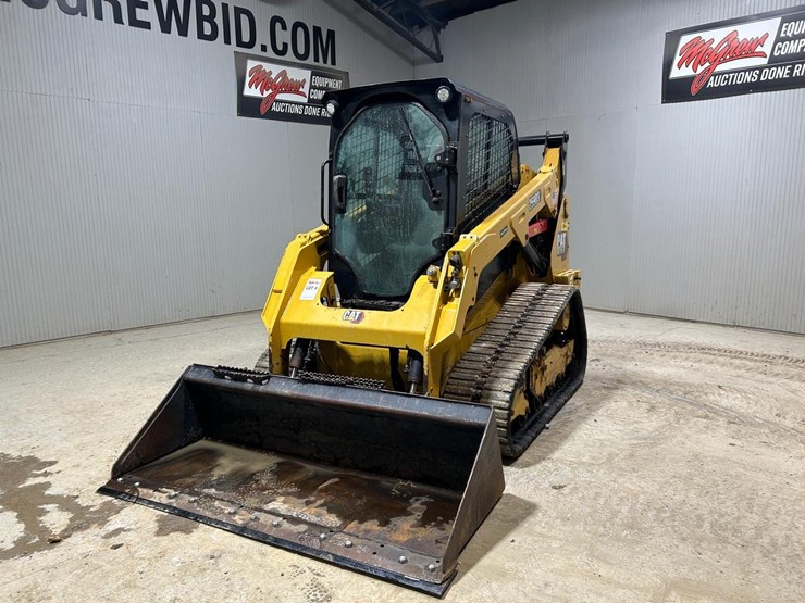 2020-caterpillar-259d3-image-8