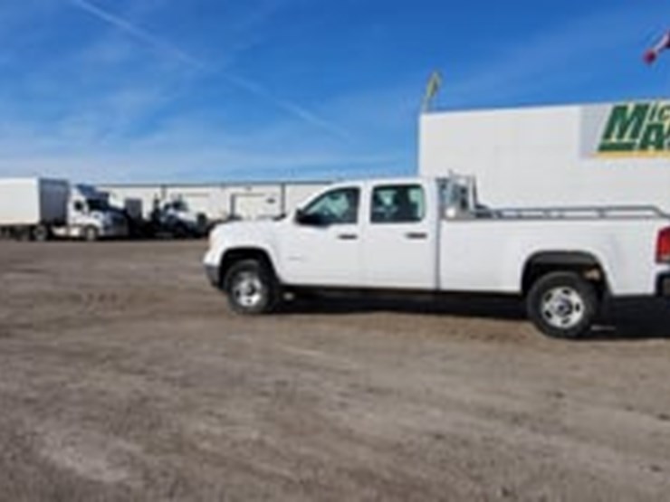 2013-gmc-sierra-2500hd-image-5