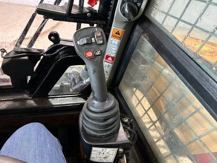 2021-case-tr310b-image-24