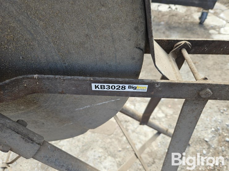 antique-grinding-stone-pedal-wheel-w/seat-image-10