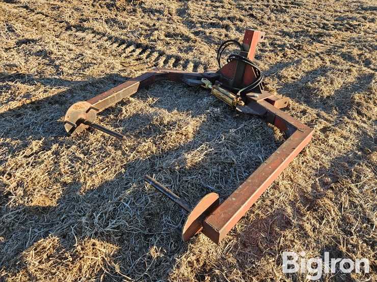 3-pt-round-bale-unroller-image-5