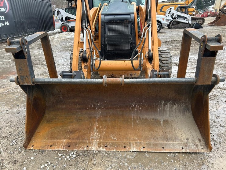 2016-case-580n-image-9