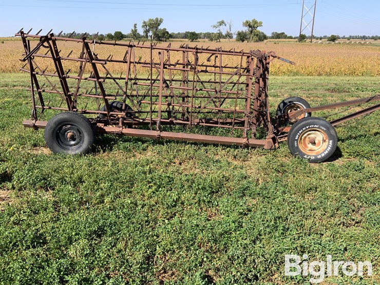 30’-5-section-folding-spiked-tooth-harrow-image-3