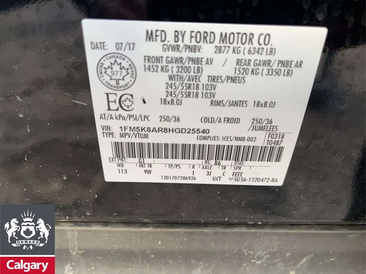 2017-ford-explorer-image-28