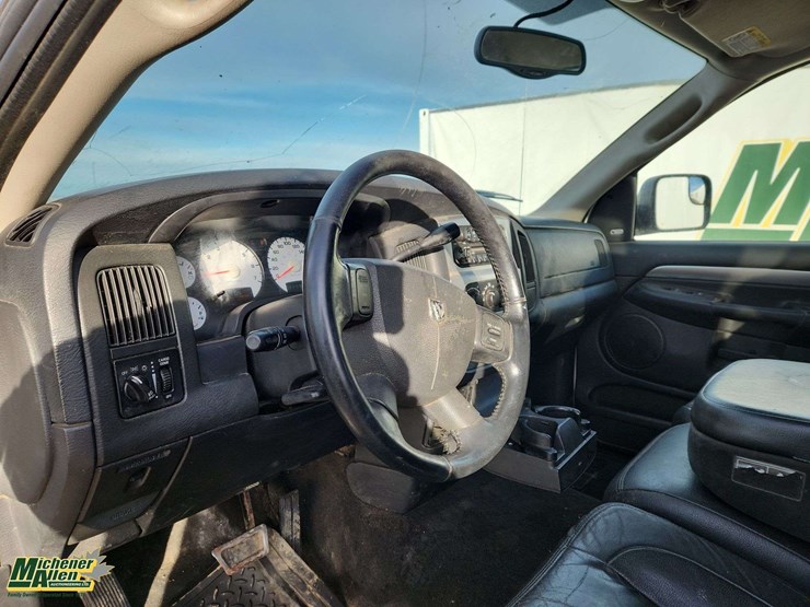 2004-dodge-ram-1500-image-22