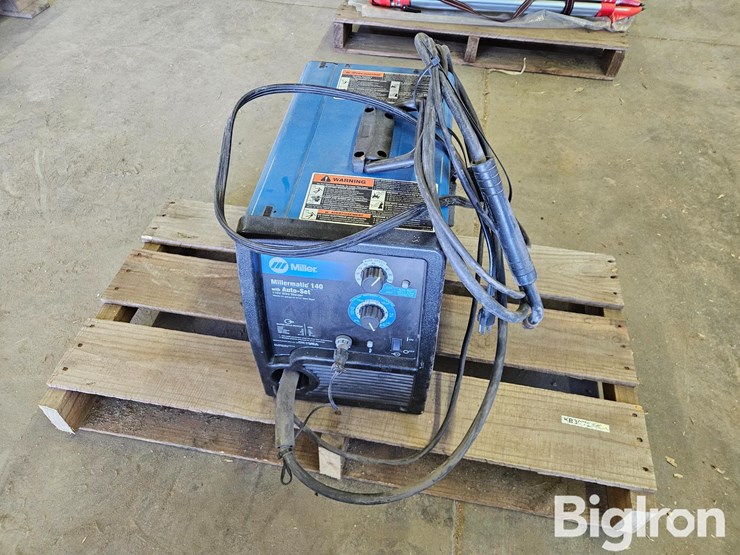 millermatic-autoset-140-wire-welder-image-1