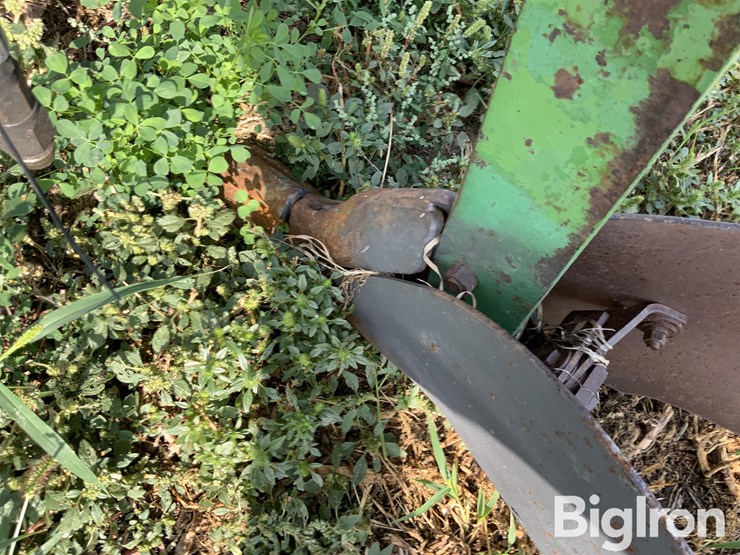8r36-duckbill-hiller-on-john-deere-toolbar-image-18