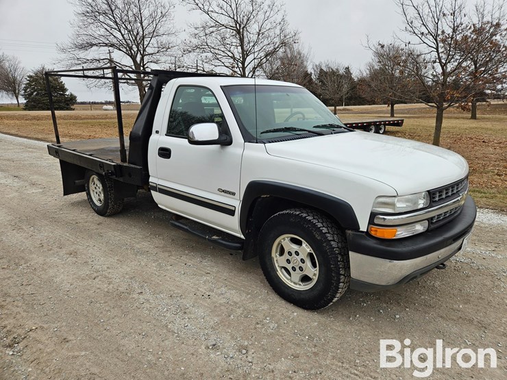 1999-chevrolet-silverado-1500-image-3