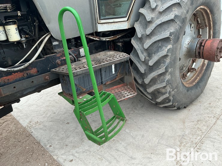 1979-white-2-155-image-16