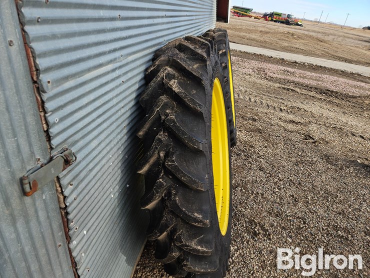 firestone-320/85r38-tires-on-john-deere-rims-image-4
