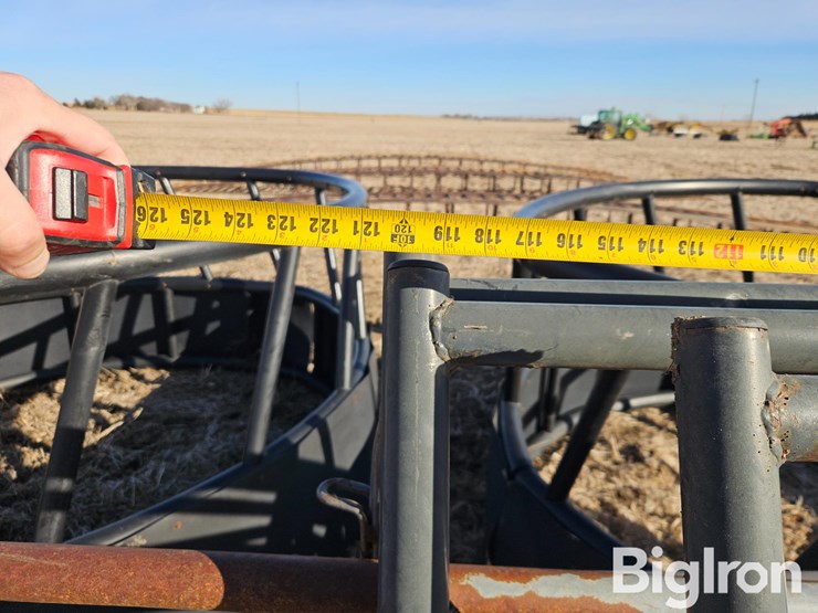 round-bale-feeders-&-livestock-panels-image-18