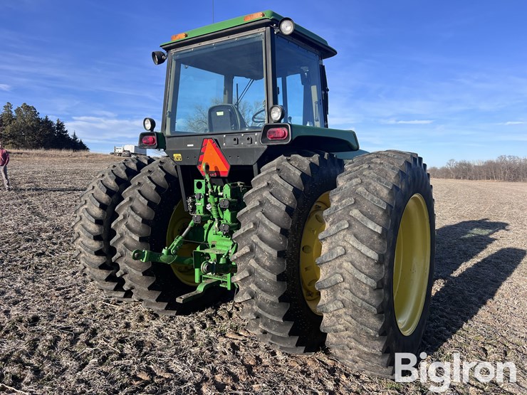 1990-john-deere-4455-image-5