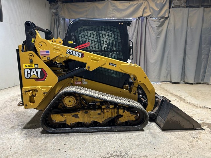 2020-caterpillar-259d3-image-5