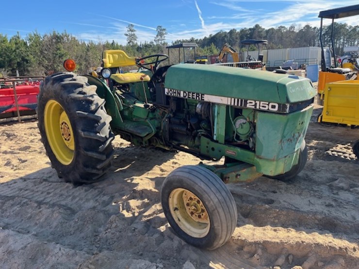 john-deere-2150-image-3