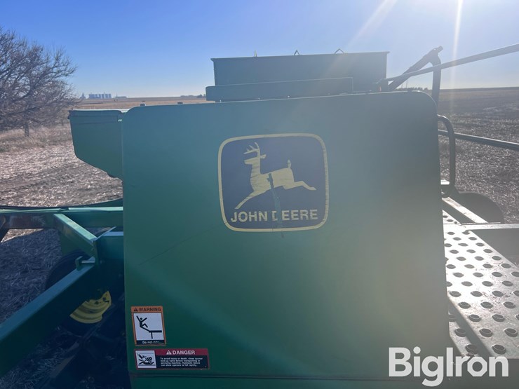 john-deere-750-image-10