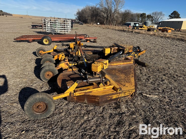 alamo-15'-batwing-rotary-shredder-image-4