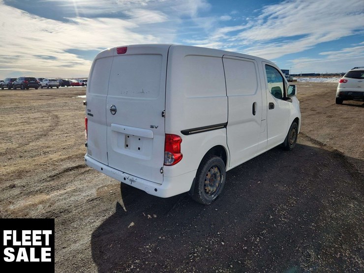 2018-nissan-nv200-image-4