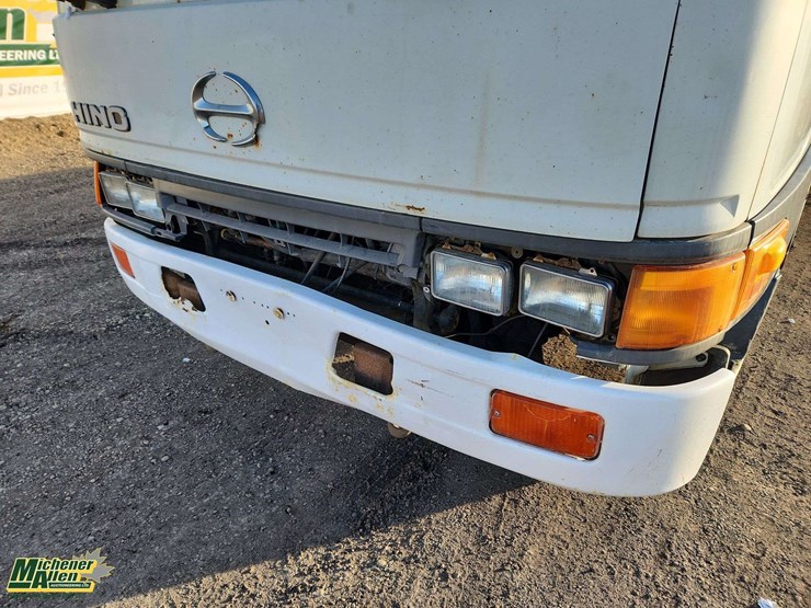 2004-hino-fb1817-image-25