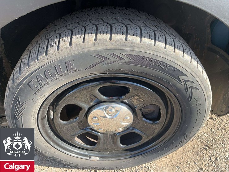 2017-ford-explorer-image-13