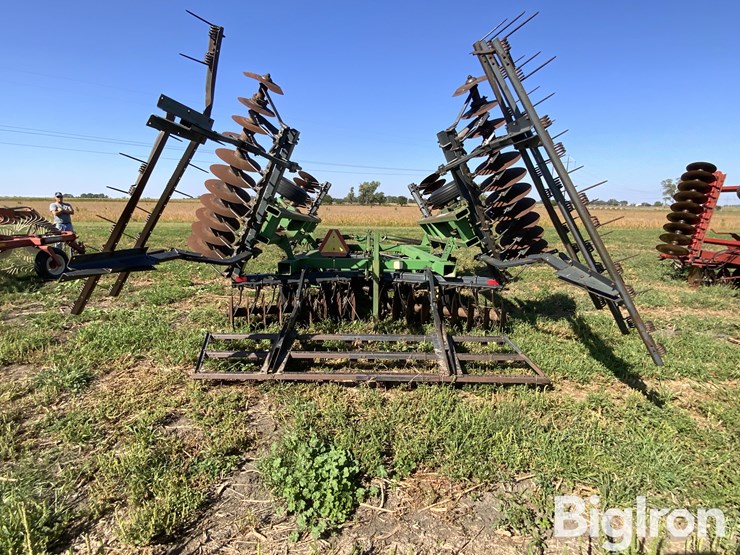 john-deere-630-image-6