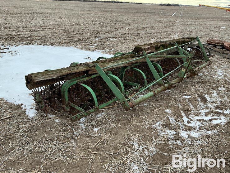 john-deere-rotary-hoe-image-3