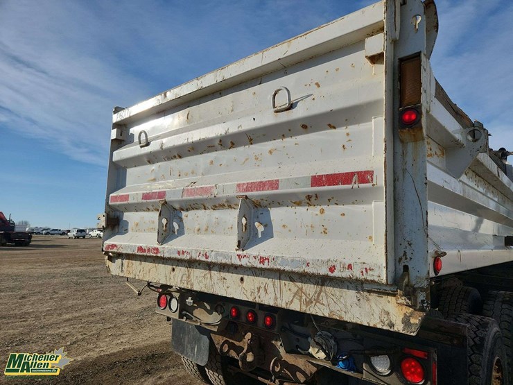 2012-international-workstar-7400-image-47