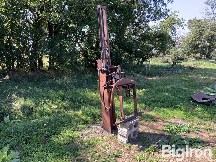 hydraulic-post-driver-image-3